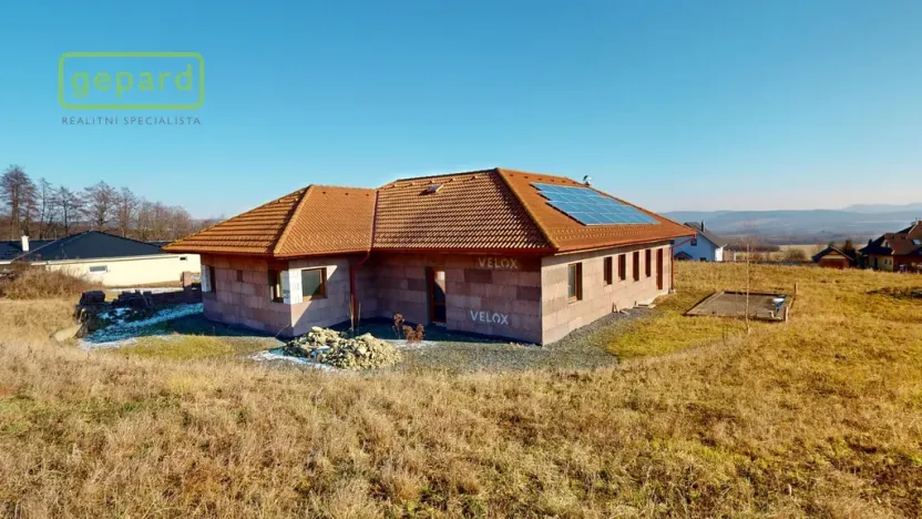 Prodej rodinného domu, Krupka - Unčín, Polní, 200 m2