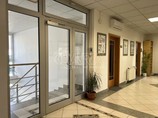 Pronájem kanceláře, Praha - Krč, Nová cesta, 308 m2