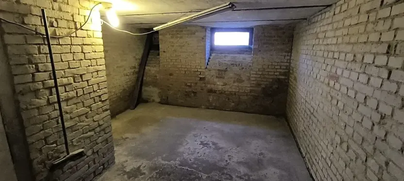 Prodej bytu 1+1, Cheb, Vančurova, 68 m2