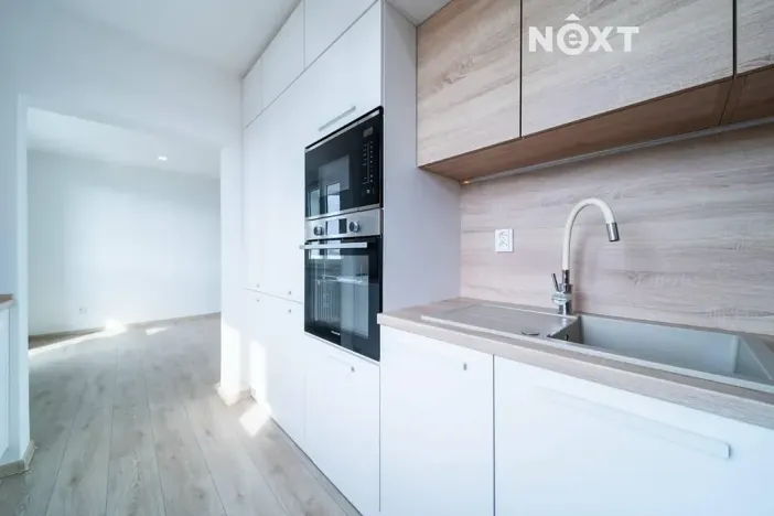 Pronájem bytu 2+kk, Karviná, Haškova, 54 m2