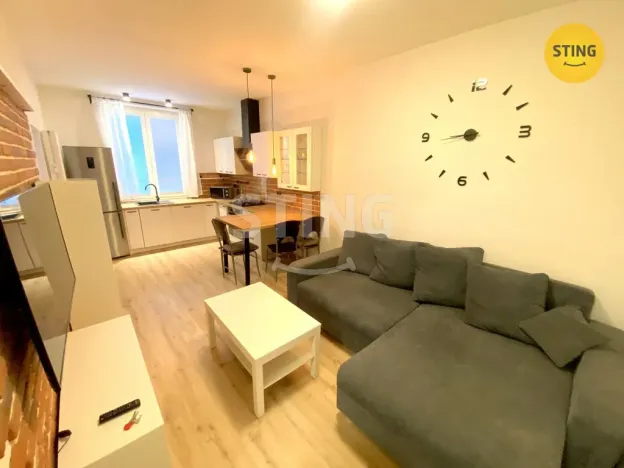 Pronájem bytu 3+kk, Opava, Zámecký okruh, 63 m2