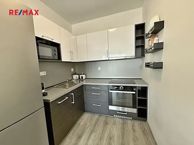 Pronájem bytu 2+kk, Chrudim, Podkopanický mlýn, 49 m2