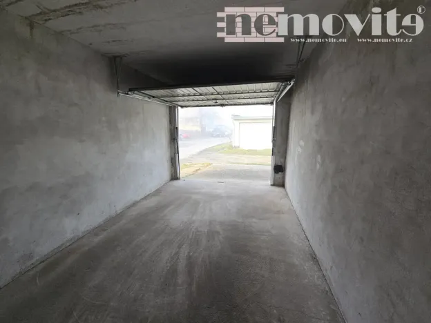 Pronájem garáže, Praha - Braník, Věkova, 15 m2