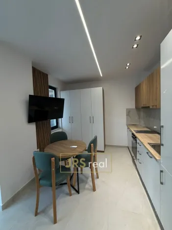 Prodej bytu 1+kk, durres, Albánie, 24 m2