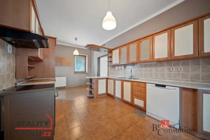 Prodej rodinného domu, Běrunice, 189 m2