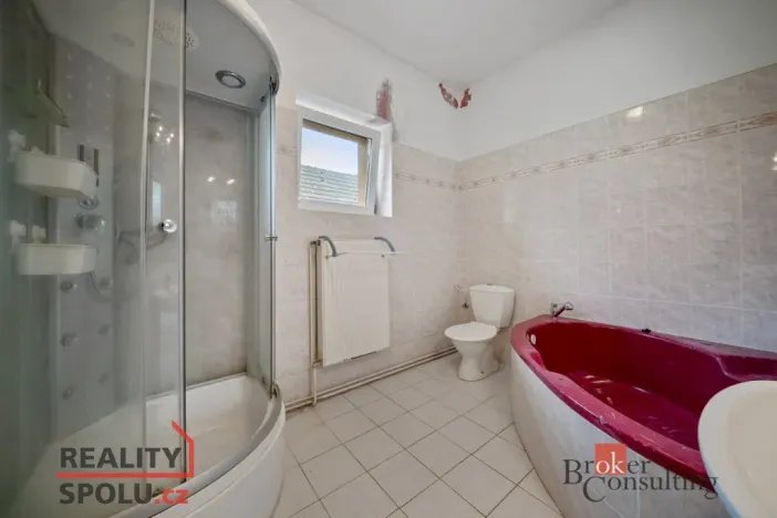 Prodej rodinného domu, Běrunice, 189 m2