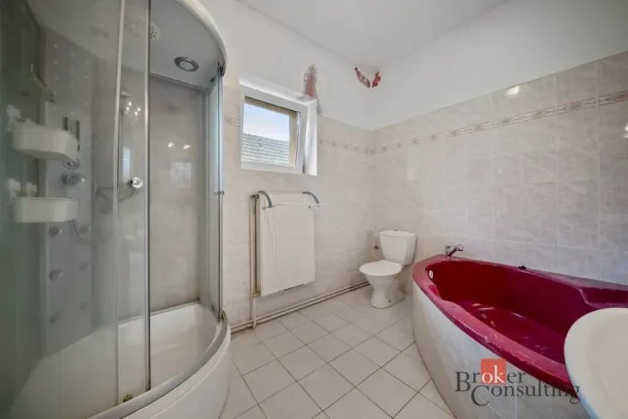 Prodej rodinného domu, Běrunice, 189 m2