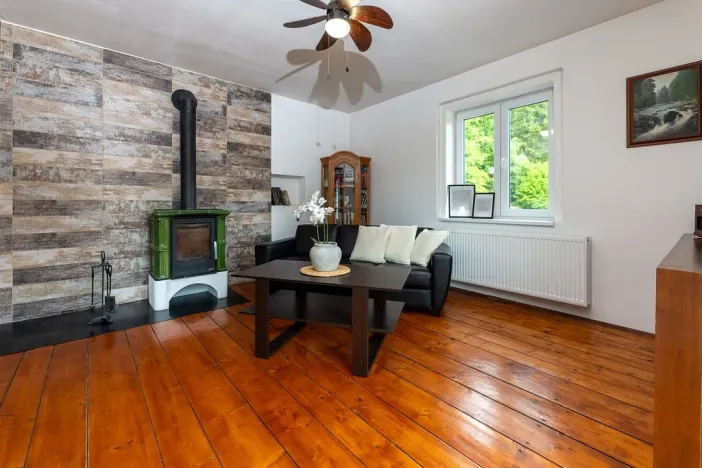 Prodej rodinného domu, Loučovice, 361 m2