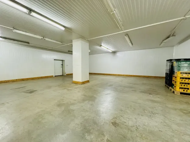 Pronájem skladu, Český Krumlov, Tovární