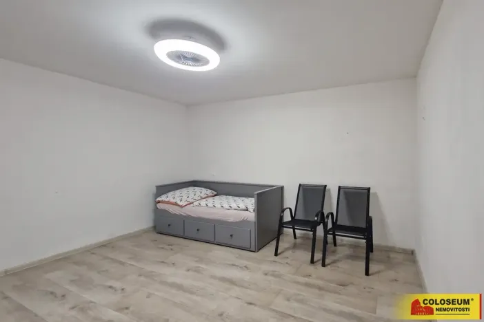 Prodej rodinného domu, Velké Bílovice, 365 m2