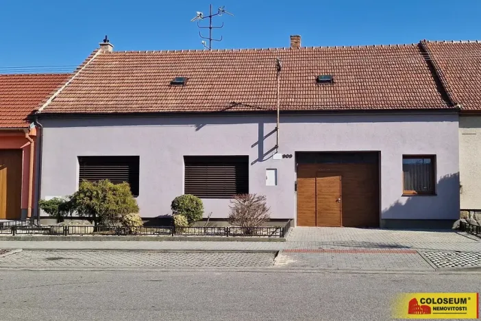 Prodej rodinného domu, Velké Bílovice, 365 m2