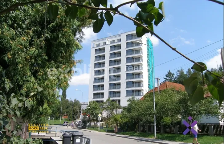 Pronájem bytu 2+kk, Zlín, Křiby, 52 m2