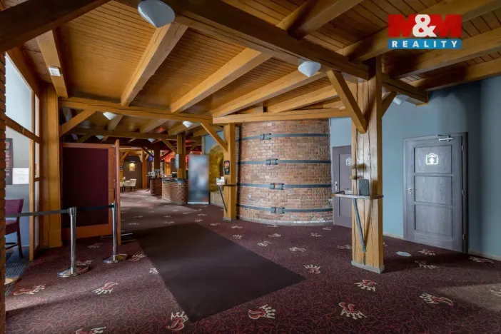 Prodej restaurace, Černotín, 2100 m2