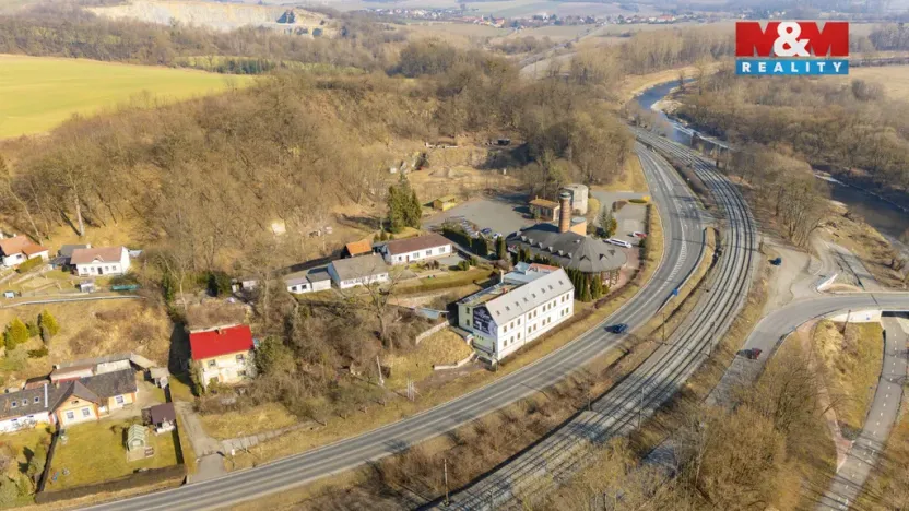 Prodej restaurace, Černotín, 2100 m2