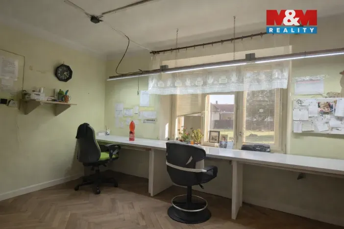 Pronájem rodinného domu, Tisová, 480 m2