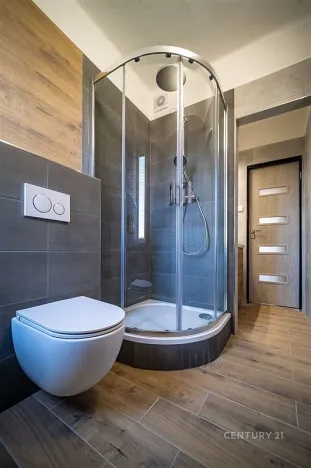 Pronájem bytu 3+1, České Budějovice - České Budějovice 5, Karla Tomana, 68 m2