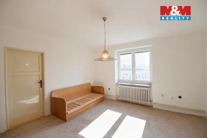 Pronájem bytu 3+1, Rožnov pod Radhoštěm, Náměstí Míru, 70 m2