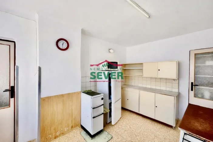 Prodej rodinného domu, Kožlany, Pražská, 200 m2