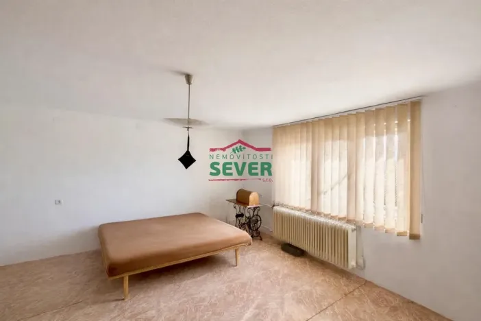 Prodej rodinného domu, Kožlany, Pražská, 200 m2