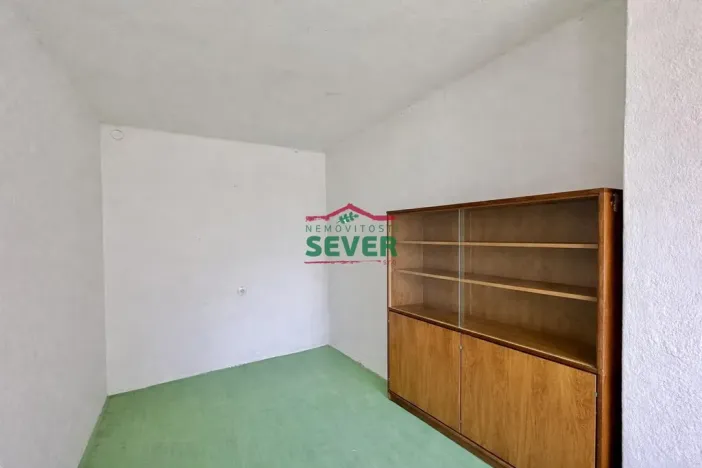 Prodej rodinného domu, Kožlany, Pražská, 200 m2