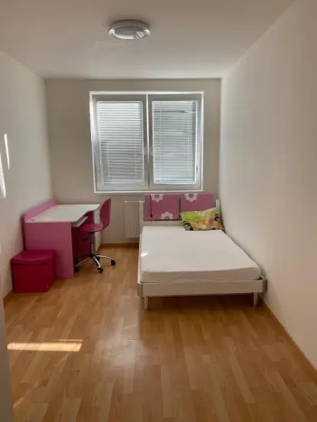 Pronájem bytu 3+kk, Praha - Vysočany, Poděbradská, 80 m2