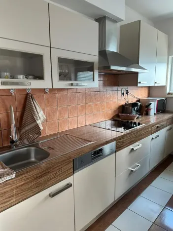 Pronájem bytu 3+kk, Praha - Vysočany, Poděbradská, 80 m2