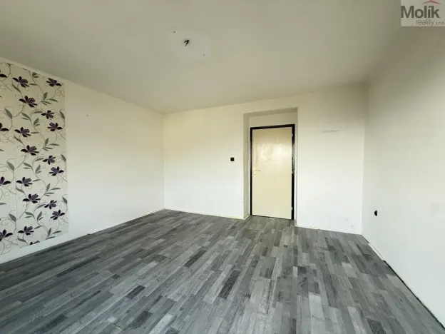 Prodej bytu 2+1, Meziboří, Okružní, 62 m2