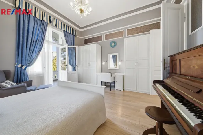 Prodej bytu 2+kk, Karlovy Vary, Krále Jiřího, 49 m2