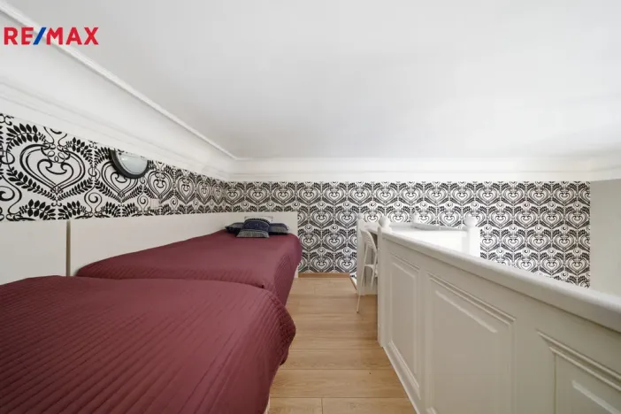 Prodej bytu 2+kk, Karlovy Vary, Krále Jiřího, 49 m2