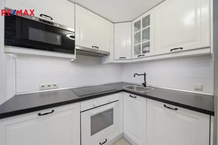 Prodej bytu 2+kk, Karlovy Vary, Krále Jiřího, 49 m2