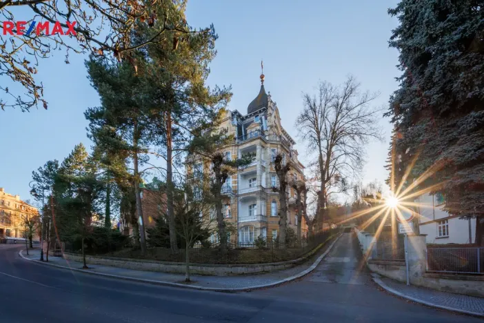 Prodej bytu 2+kk, Karlovy Vary, Krále Jiřího, 49 m2