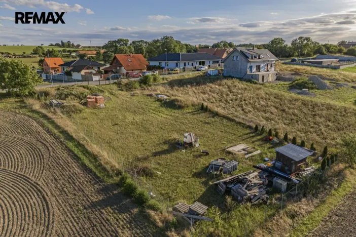 Prodej pozemku pro bydlení, Vykáň, 1295 m2