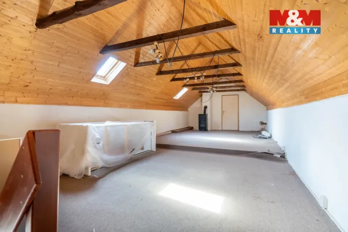 Prodej chalupy, Lužná, 165 m2