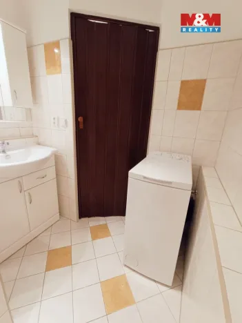 Pronájem bytu 2+kk, Ústí nad Labem, Čechova, 48 m2