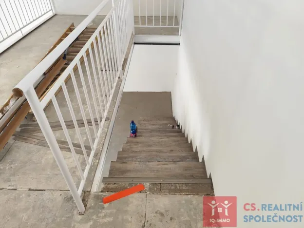 Pronájem obchodního prostoru, Znojmo, Vídeňská třída, 67 m2