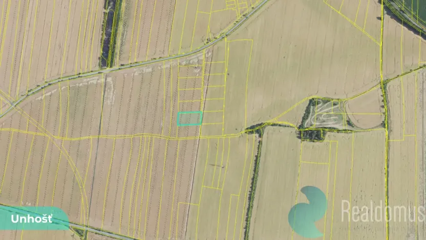 Prodej podílu 1/2 pole, Unhošť, 1581 m2