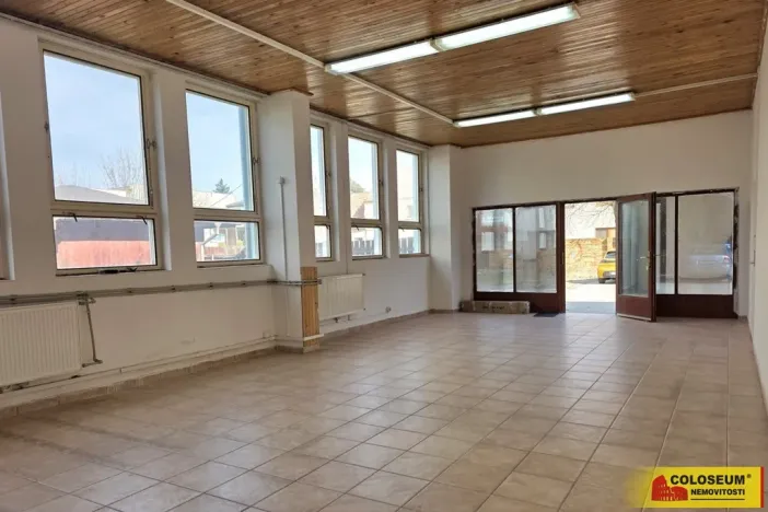 Pronájem obchodního prostoru, Rájec-Jestřebí - Rájec, 90 m2