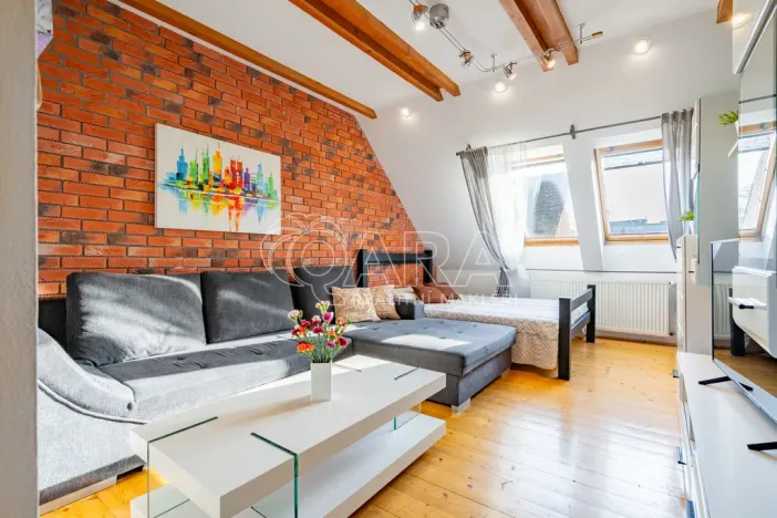 Prodej bytu 2+1, Plzeň - Doubravka, Skalní, 55 m2