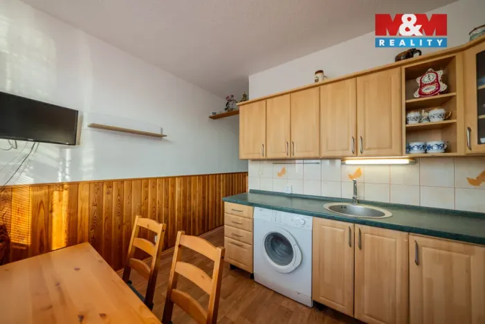 Prodej bytu 2+1, Uherčice, 62 m2