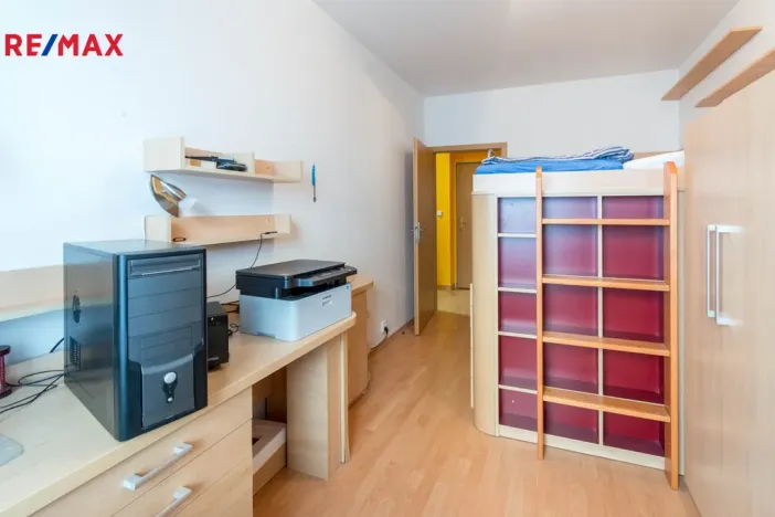 Pronájem bytu 3+kk, Hradec Králové - Nový Hradec Králové, Rybova, 72 m2