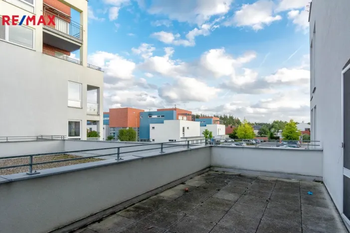 Pronájem bytu 3+kk, Hradec Králové - Nový Hradec Králové, Rybova, 72 m2