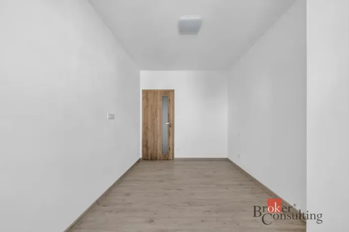 Pronájem bytu 2+kk, Hradec Králové - Třebeš, Pod Svahem, 64 m2
