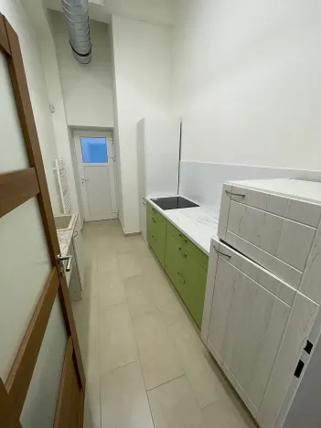 Pronájem kanceláře, Opava, Provaznická, 430 m2