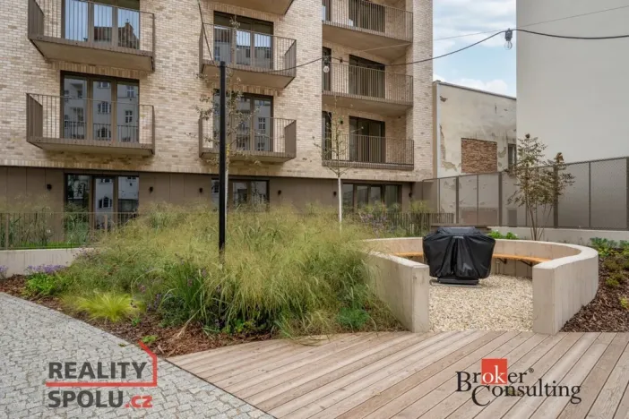 Pronájem bytu 1+kk, Brno - Zábrdovice, Bratislavská, 24 m2