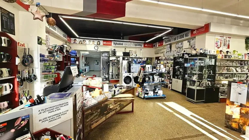 Pronájem obchodního prostoru, Letovice, Masarykovo náměstí, 100 m2