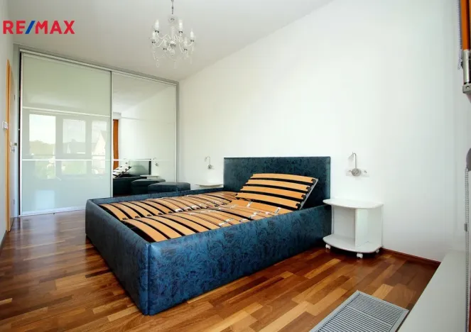 Pronájem bytu 4+kk, Praha - Hrdlořezy, Hrdlořezská, 99 m2