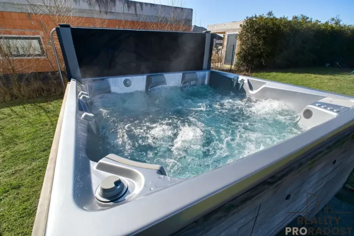 Prodej rodinného domu, Tísek, 208 m2