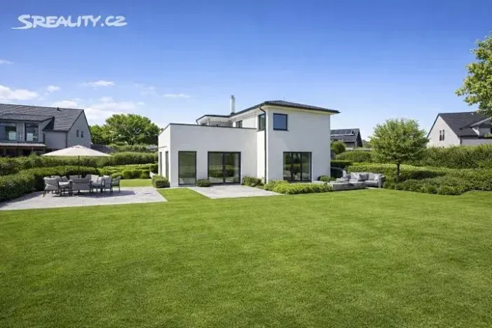 Prodej vily, Sulice, Na Okruhu, 247 m2