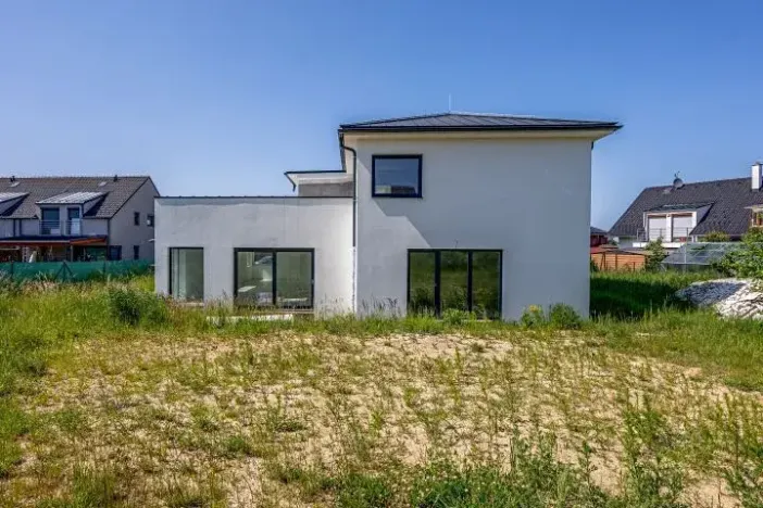 Prodej vily, Sulice, Na Okruhu, 247 m2