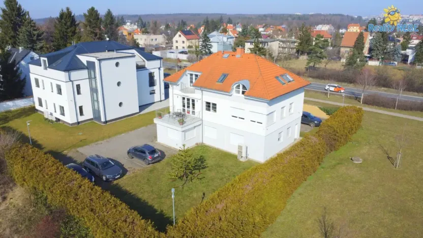 Pronájem kanceláře, Praha - Kunratice, Vídeňská, 390 m2